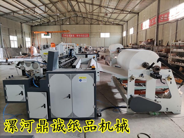 1880型衛(wèi)生紙復(fù)卷機